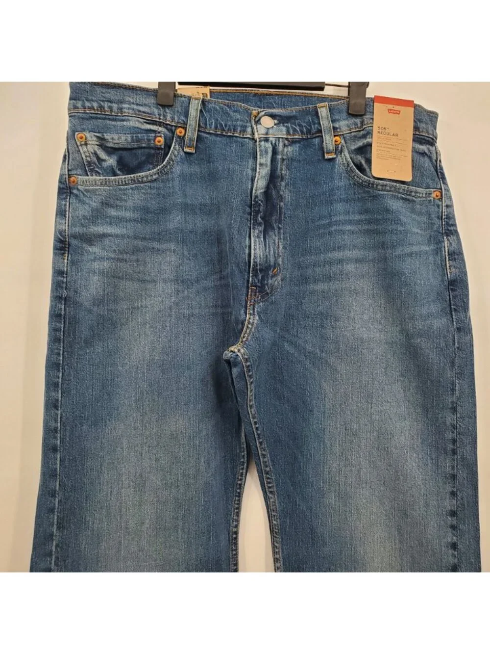 Levi's 505 Regular Ease Regular Straight Leg Midweight Jeans Men Size 36x32 NWT